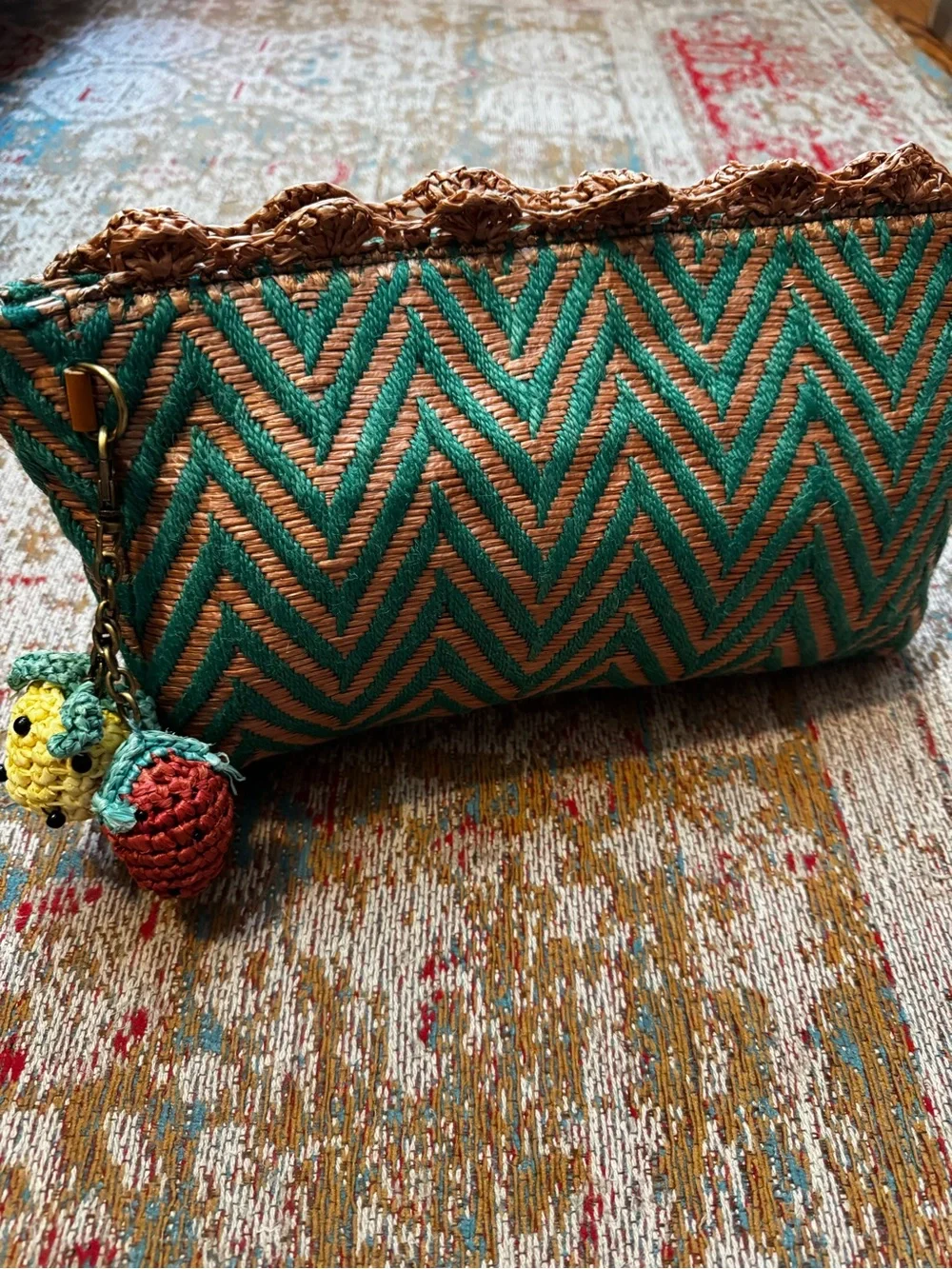 Miss Albright clutch